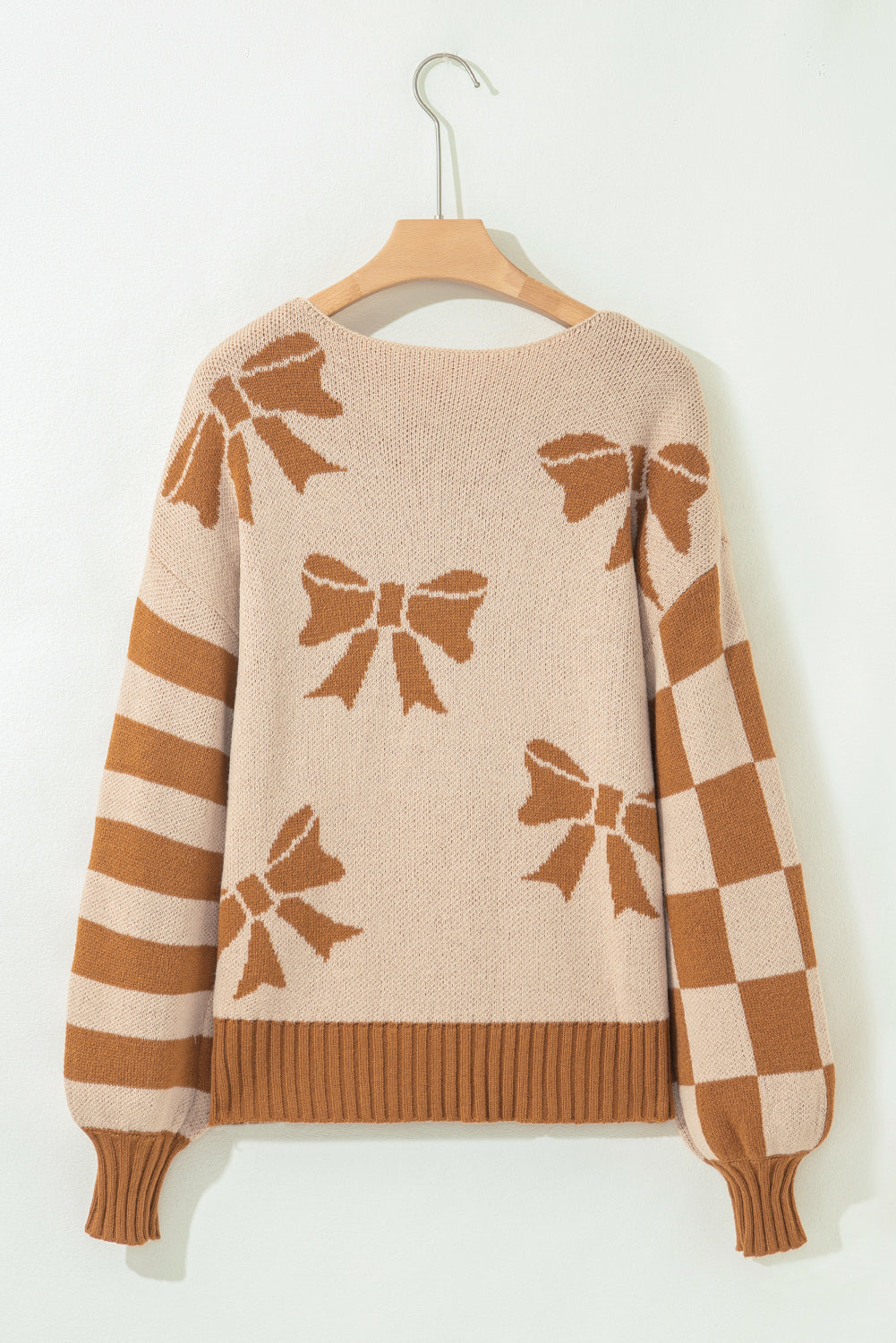 Bow Print Checkered Sleeve Sweater