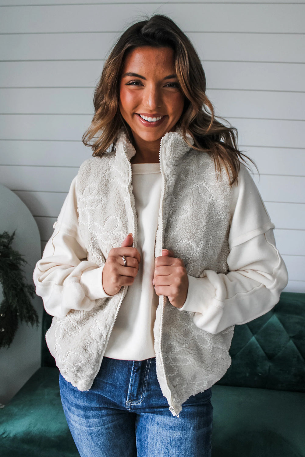 White Exposed Seam Pocket Knit Pullover Sweatshirt